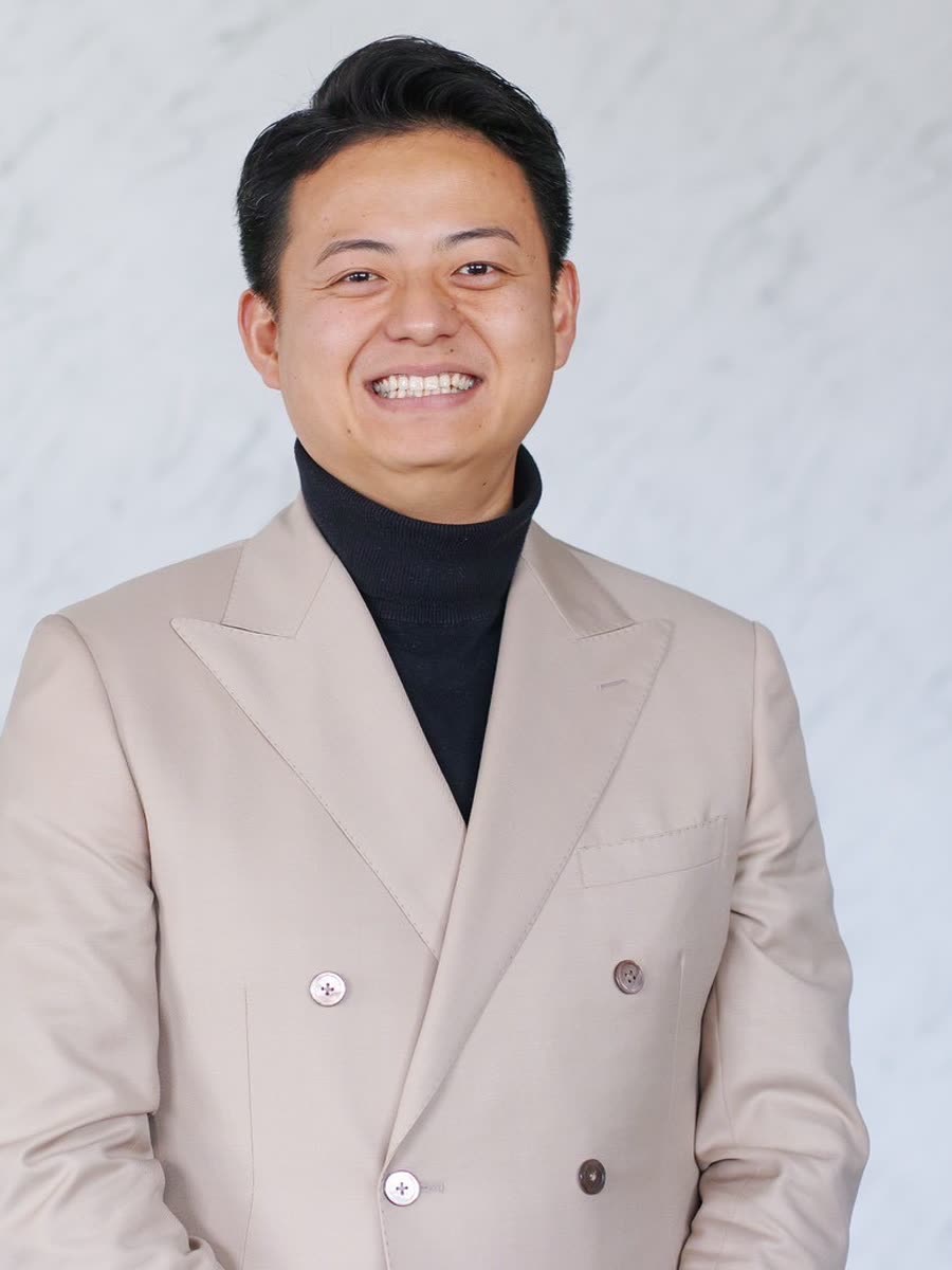 代表取締役社長　前山 謙人